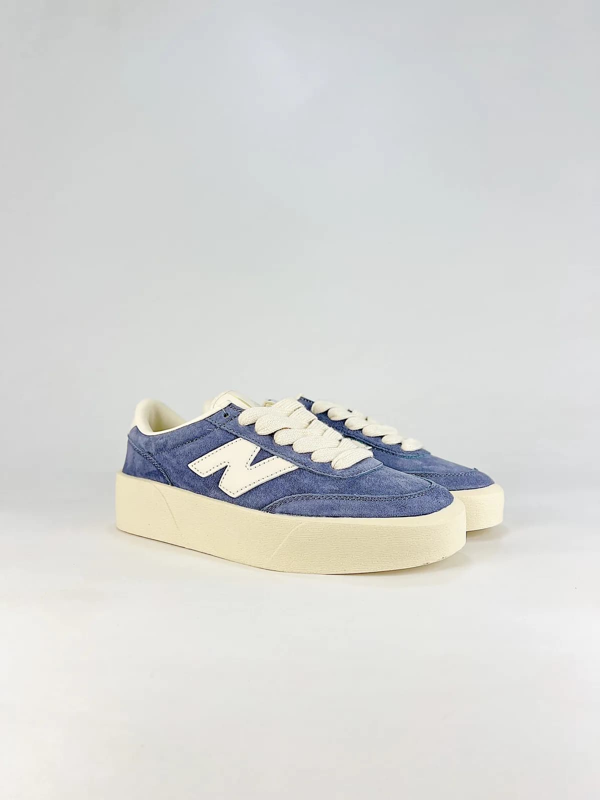 New Balance NB 750