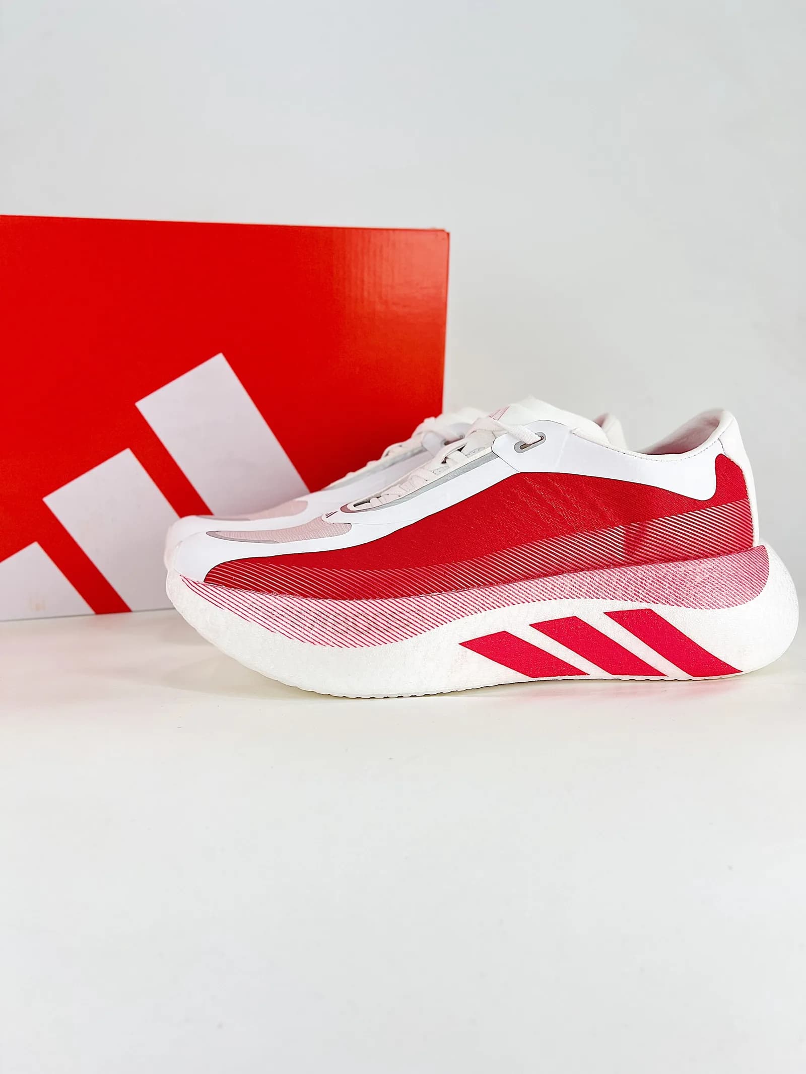 Adidas Hyperboost Edge vermelho